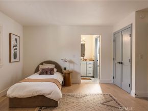 1096 Tulare, Costa Mesa CA 92626