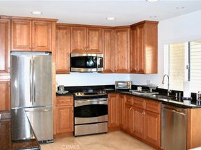 12 Hollowglen, Irvine CA 92604