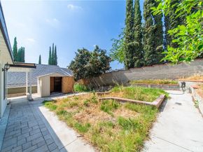 2035 Las Colinas Ave, Los Angeles CA 90041