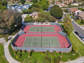 15 Ensueno E, Irvine CA 92620