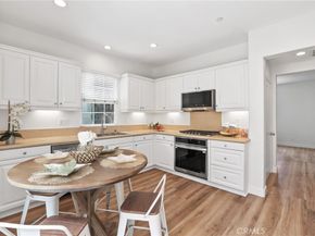 46 Arborside, Irvine CA 92603