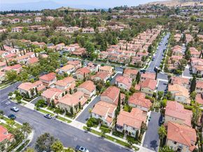 46 Arborside, Irvine CA 92603