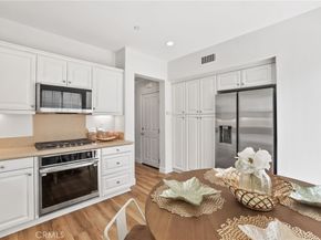 46 Arborside, Irvine CA 92603