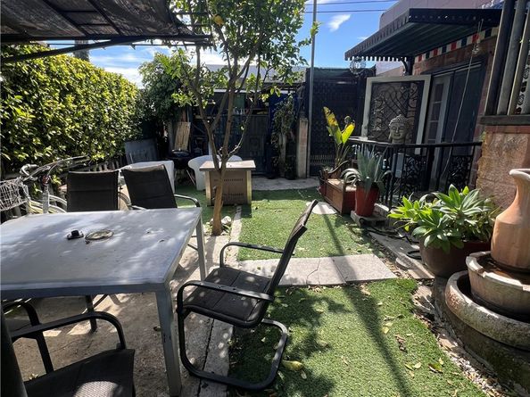 2949 S Harcourt, Los Angeles CA 90016