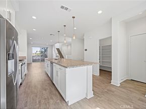 645 W 17th Street, Costa Mesa CA 92627