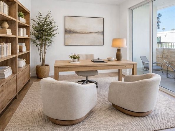 645 W 17th Street, Costa Mesa CA 92627