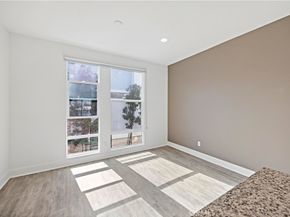 645 W 17th Street, Costa Mesa CA 92627