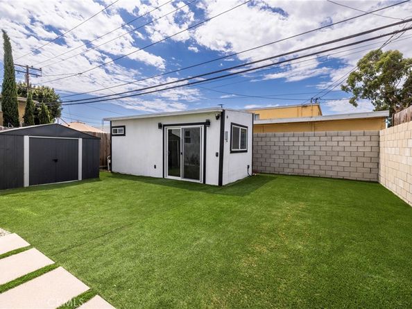 5447 Lime Avenue, Long Beach CA 90805