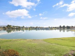 4 Woodleaf, Irvine CA 92614