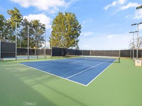 4 Woodleaf, Irvine CA 92614