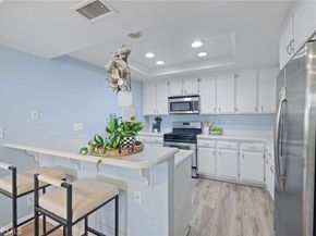 4 Woodleaf, Irvine CA 92614