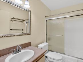 143 Orange Blossom 113, Irvine CA 92618