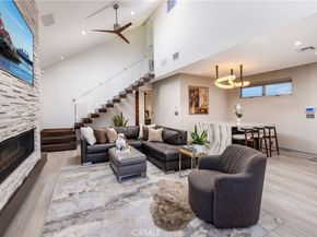 29 W Neapolitan, Long Beach CA 90803