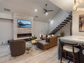 29 W Neapolitan, Long Beach CA 90803