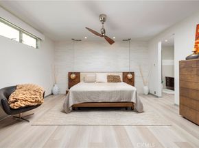 29 W Neapolitan, Long Beach CA 90803