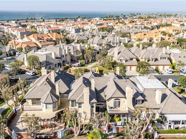 19462 Ironwood Lane, Huntington Beach CA 92648
