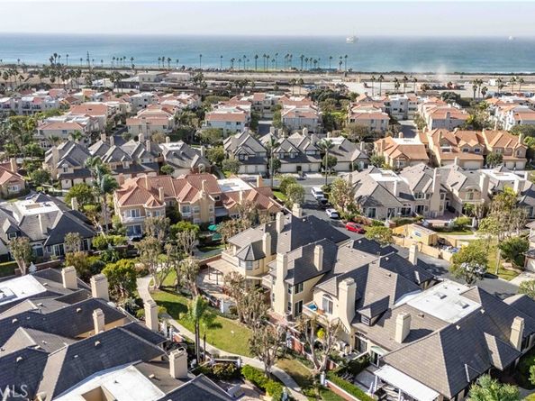 19462 Ironwood Lane, Huntington Beach CA 92648