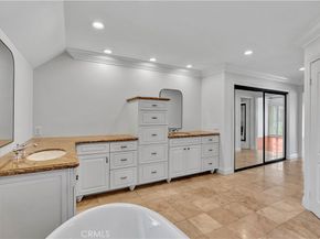 19462 Ironwood Lane, Huntington Beach CA 92648