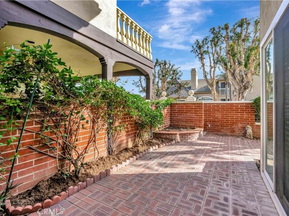 19462 Ironwood Lane, Huntington Beach CA 92648