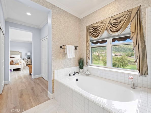 5 Golf Ridge Drive, Rancho Santa Margarita CA 92679