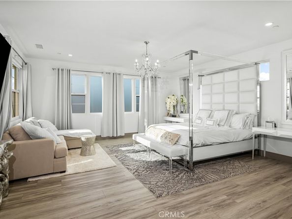 10 Ocean Place, Seal Beach CA 90740