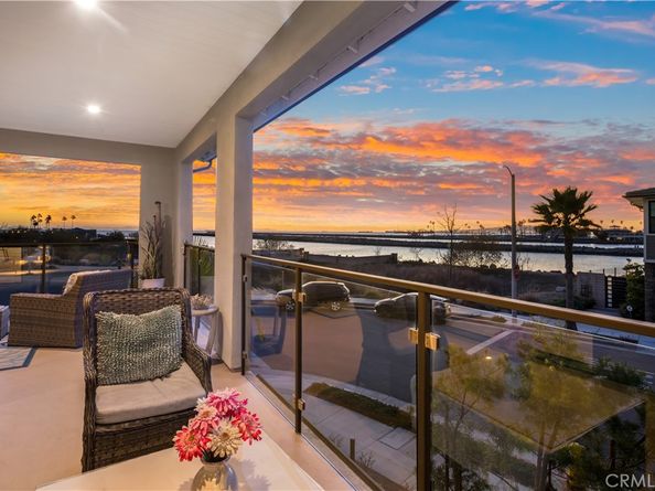 10 Ocean Place, Seal Beach CA 90740