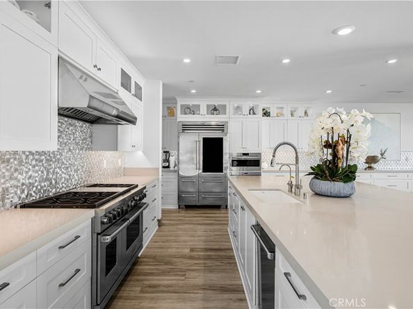 10 Ocean Place, Seal Beach CA 90740