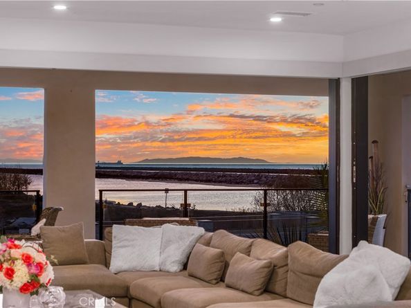 10 Ocean Place, Seal Beach CA 90740