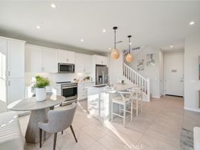 16054 Montenegro Lane, Fontana CA 92336