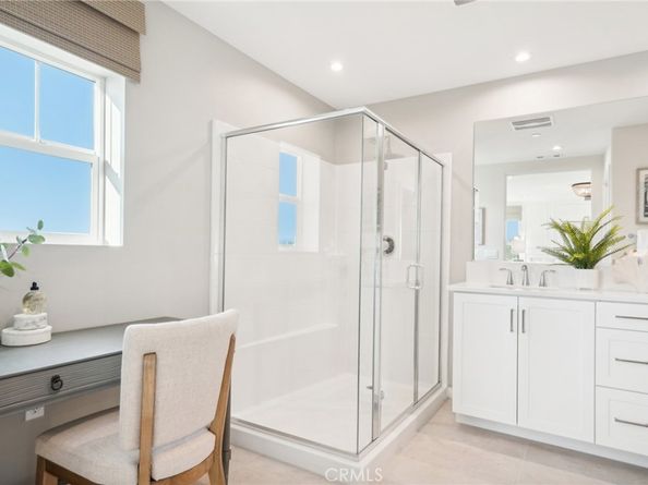 16054 Montenegro Lane, Fontana CA 92336