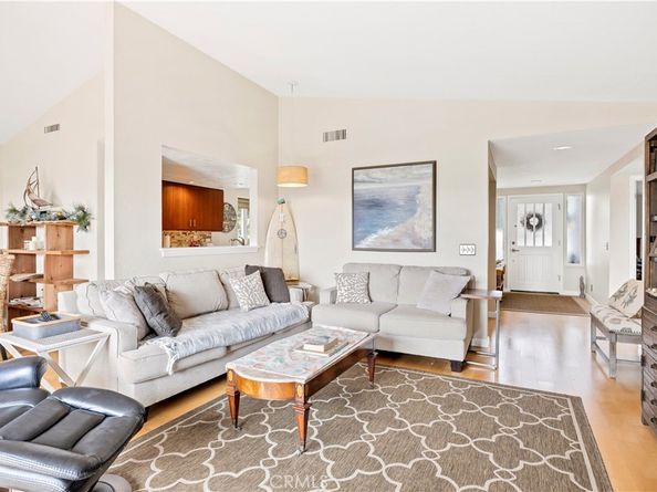2186 S Coast Highway, Oceanside CA 92054