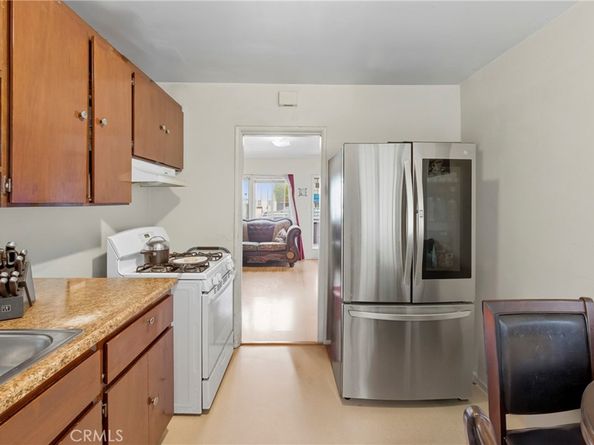 705 McDonald Avenue, Wilmington CA 90744