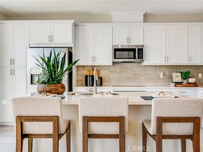 2745 E Amberley Privado, Ontario CA 91762