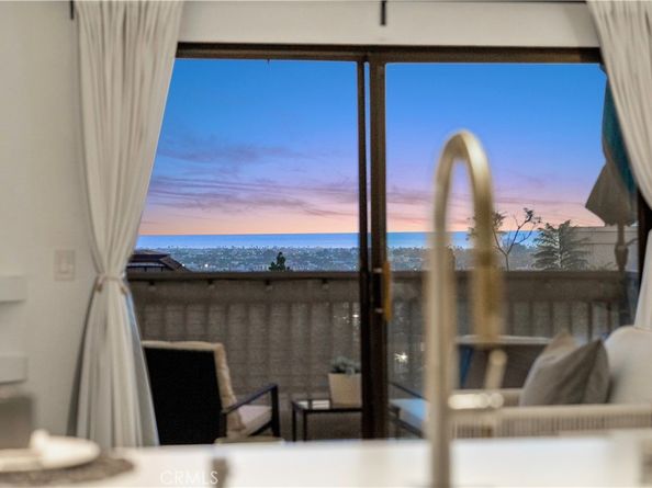 3737 Balboa Terrace D, San Diego CA 92117