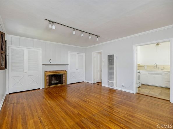 10372 Ashton Avenue, Los Angeles CA 90024