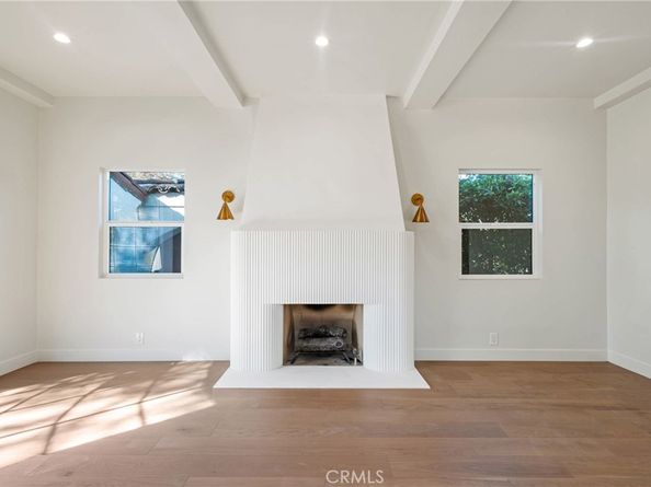 3924 Dublin, Leimert Park CA 90008