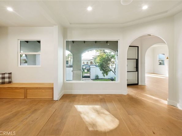 3924 Dublin, Leimert Park CA 90008