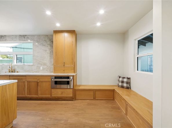 3924 Dublin, Leimert Park CA 90008