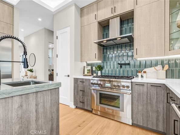 2016 Farrell Avenue A, Redondo Beach CA 90278