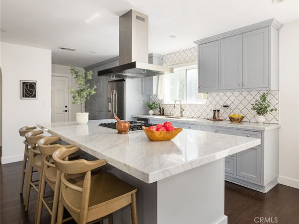 1110 Queen Anne, Los Angeles CA 90019