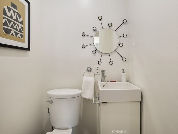 1110 Queen Anne, Los Angeles CA 90019