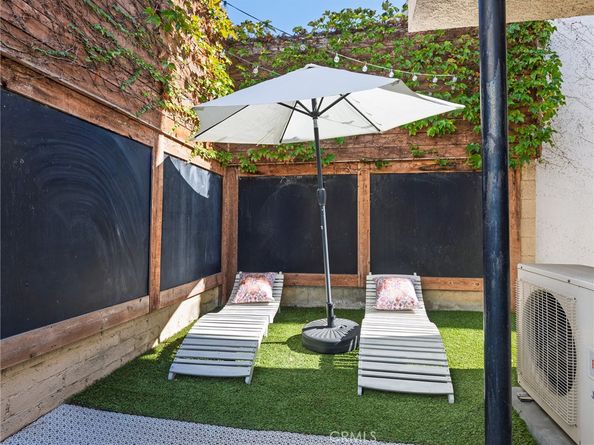 1110 Queen Anne, Los Angeles CA 90019