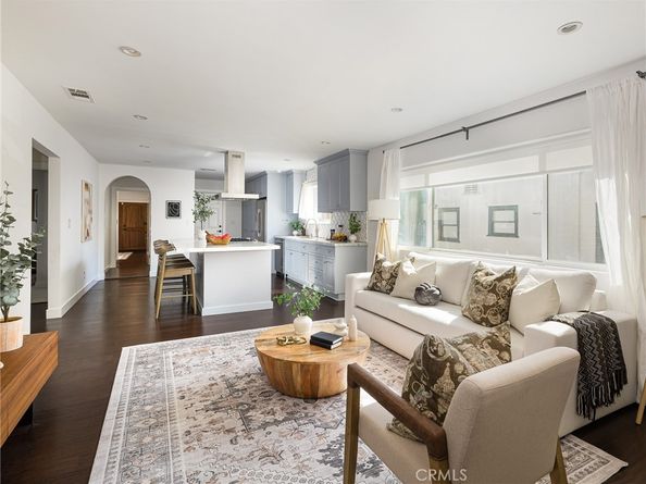 1110 Queen Anne, Los Angeles CA 90019