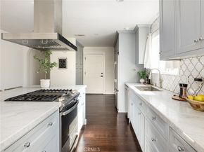 1110 Queen Anne, Los Angeles CA 90019