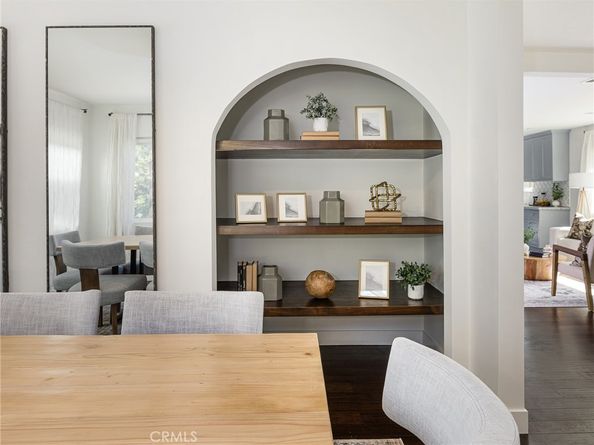 1110 Queen Anne, Los Angeles CA 90019