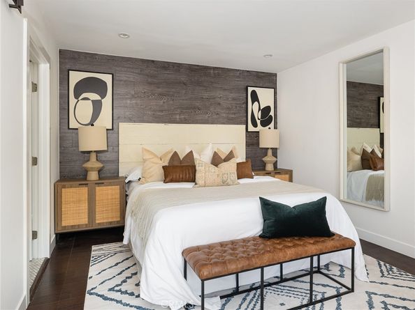 1110 Queen Anne, Los Angeles CA 90019