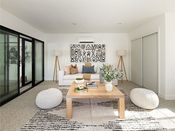 1110 Queen Anne, Los Angeles CA 90019