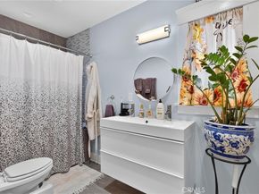 1524 E Hellman St, Long Beach CA 90813