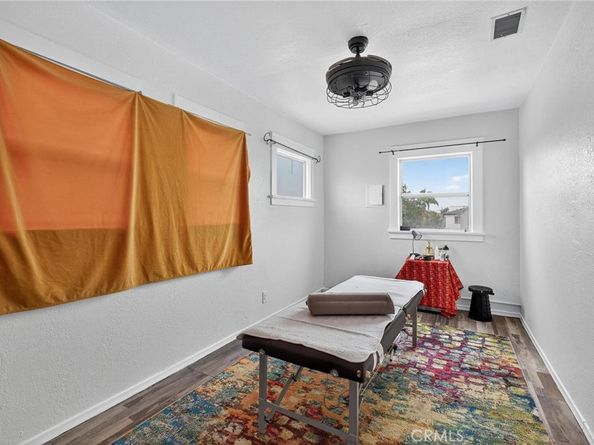 1524 E Hellman St, Long Beach CA 90813