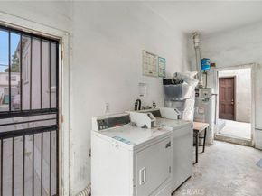 2751 14th Street, Long Beach CA 90804